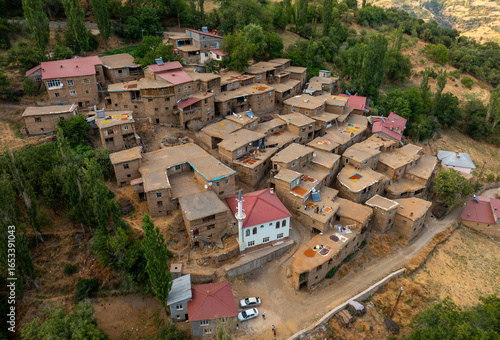 Historical Hizan Houses and natural scenery, Bitlis