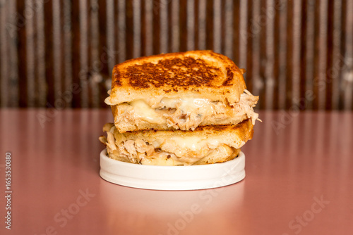 Tuna melt sandwich