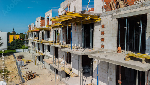 Osiedle budowa stan surowy otwarty