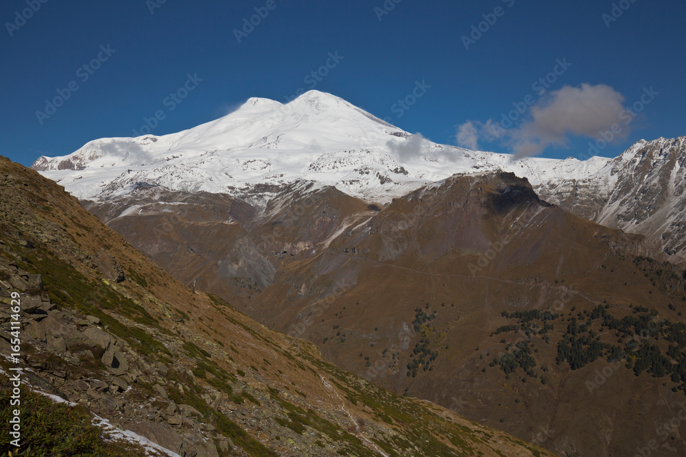 Fototapeta premium Panoramic view of the mount Elbrus