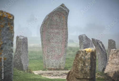 Bild auf Leinwand monument à la mémoire du poète et linguiste Fernand Lechanteur