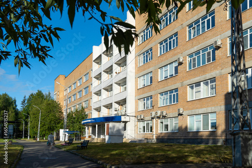 The facade of the main building of the Baranov Republican Hospital in Petrozavodsk. Entrance to the Hospital. Petrozavodsk.