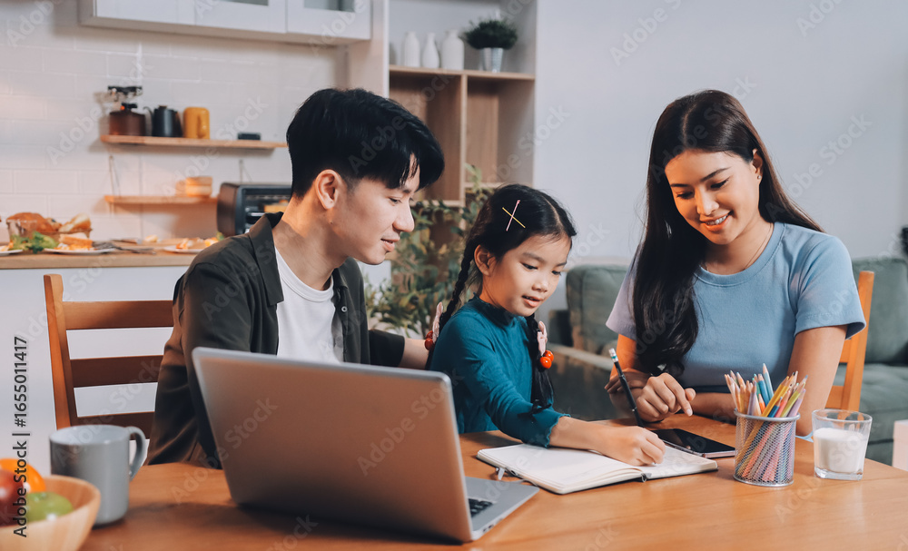Fototapeta premium Family spends their free time together