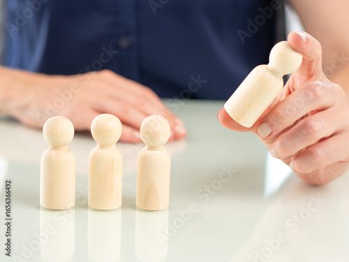 Personnel management. Hands...