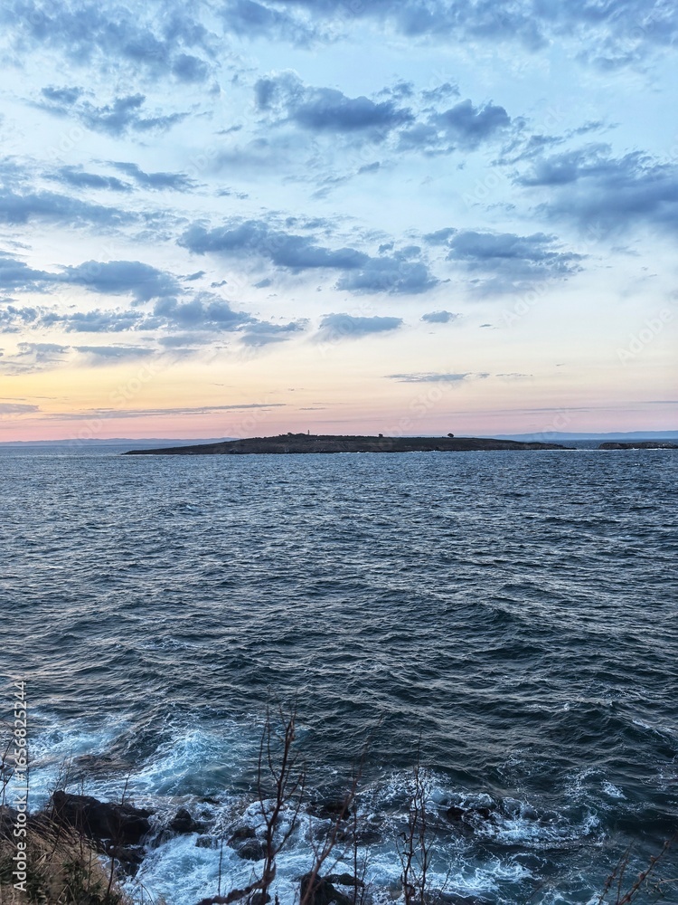 Obraz premium sunset over the sea