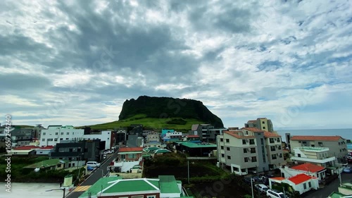 Cloudy view of Seongsan Ilchulbong (Sunrise Peak), Jeju island, South Korea, 성산일출봉, 제주도