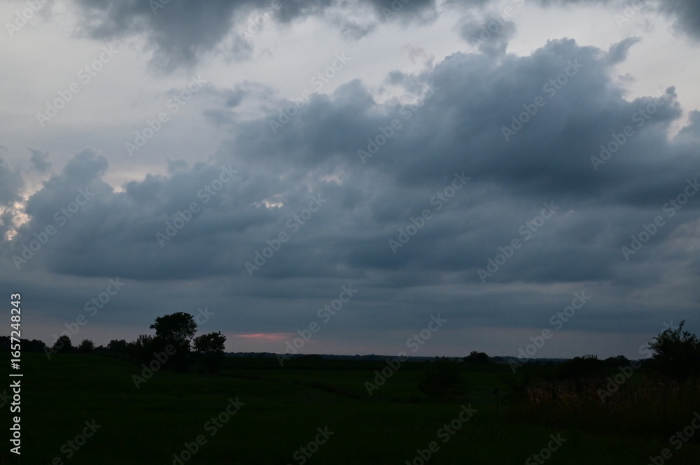 Obraz premium Cloudy Sunset