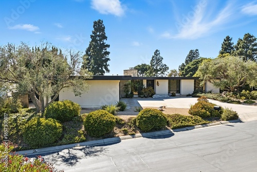 Mid-Century Modern House with Lush Landscaping
