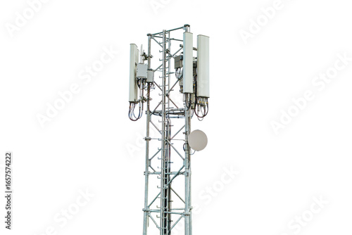 Cellular communication tower with multiple antennas