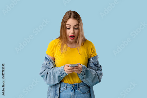 Beautiful shocked woman wit...
