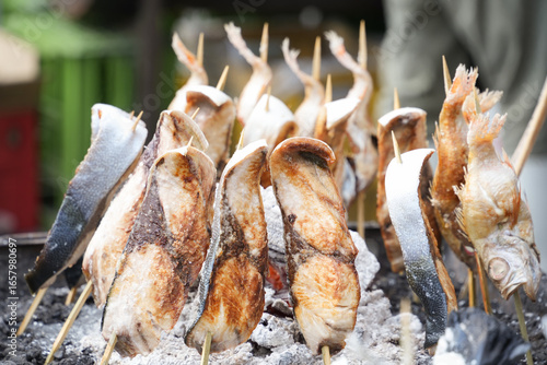 新潟県_万代島鮮魚センター_囲炉裏焼