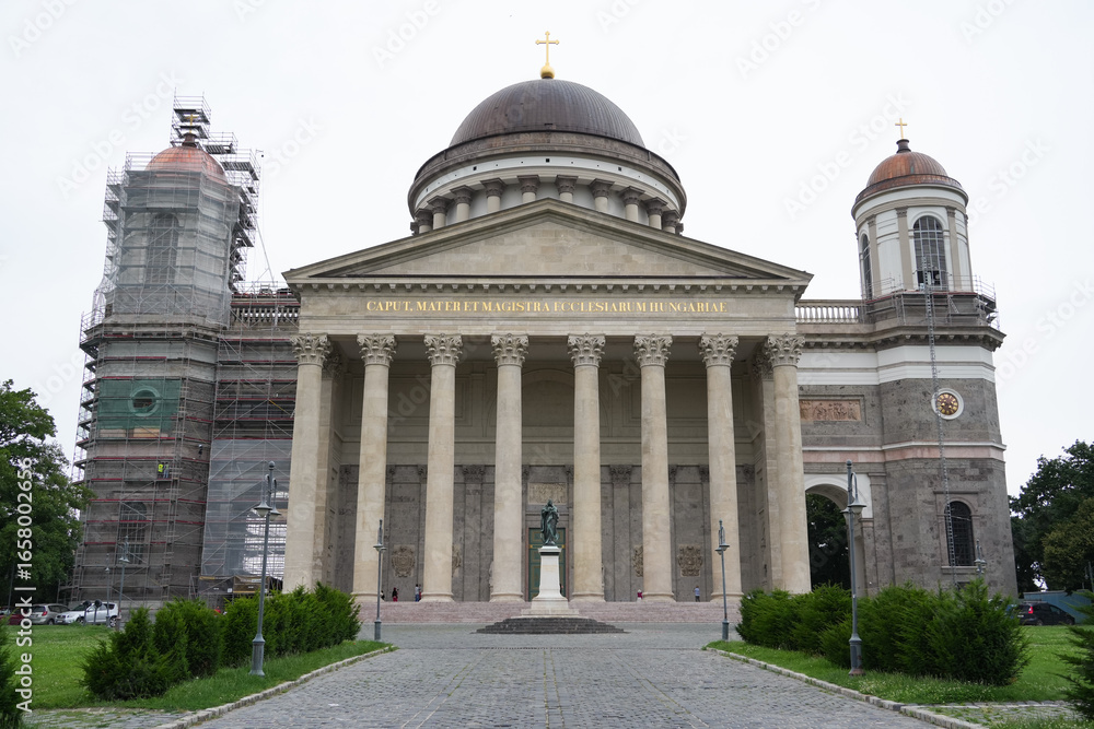 Obraz premium ハンガリー_エステルゴム大聖堂