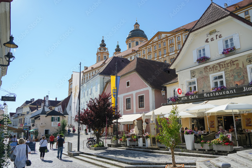 Obraz premium オーストリア_メルク修道院_周辺市街