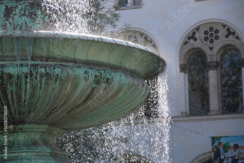 Wasserbrunnen der Uni