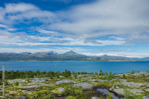 Blick von Skarstad auf Evenes in Troms bei Narvik