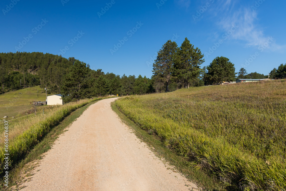 Obraz premium The Mickelson Trail near Pringle, South Dakota