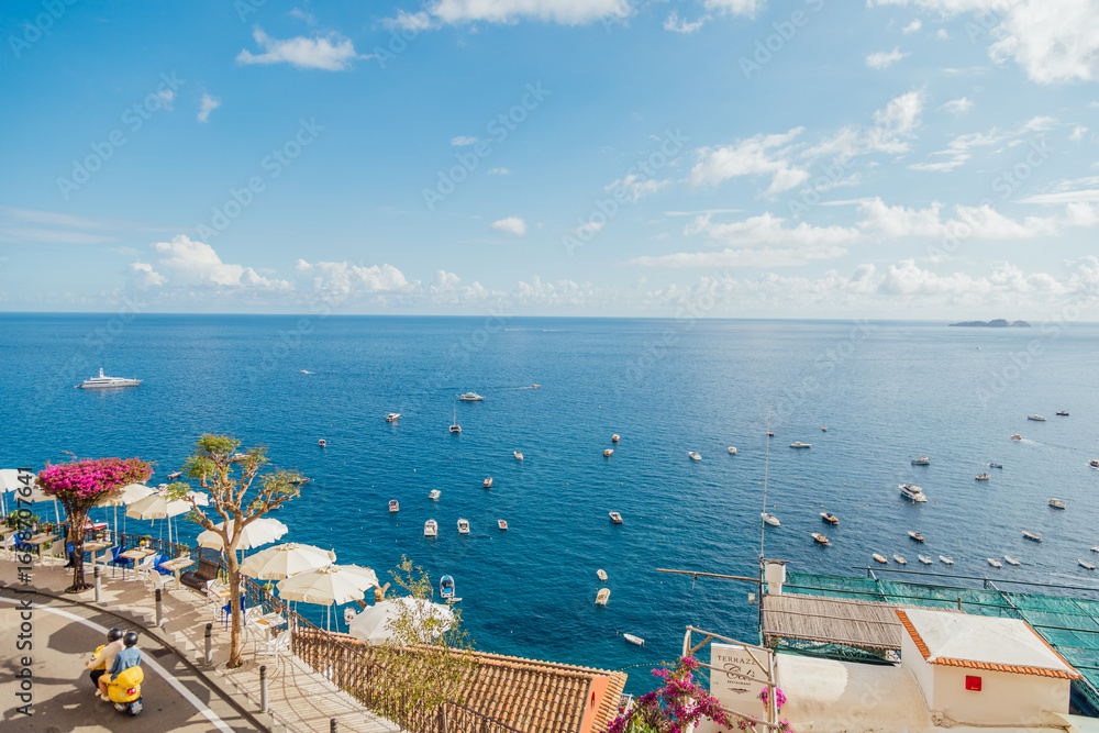 Fototapeta premium Panoramic coastal view of the Amalfi Coast in Italy