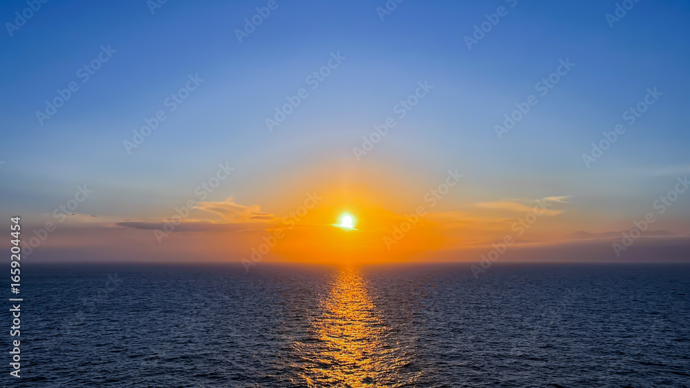 Fototapeta premium 世界周遊 地中海クルーズ都市巡り