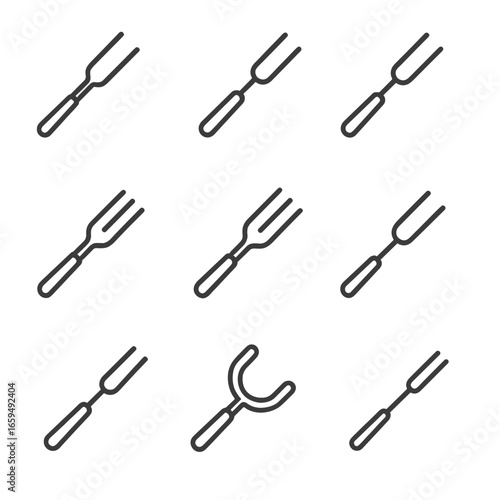 Fork Icon Set. Outline icon set of fork in cooking: carving fork, grilling fork, meat fork, salad fork, serving fork, roasting