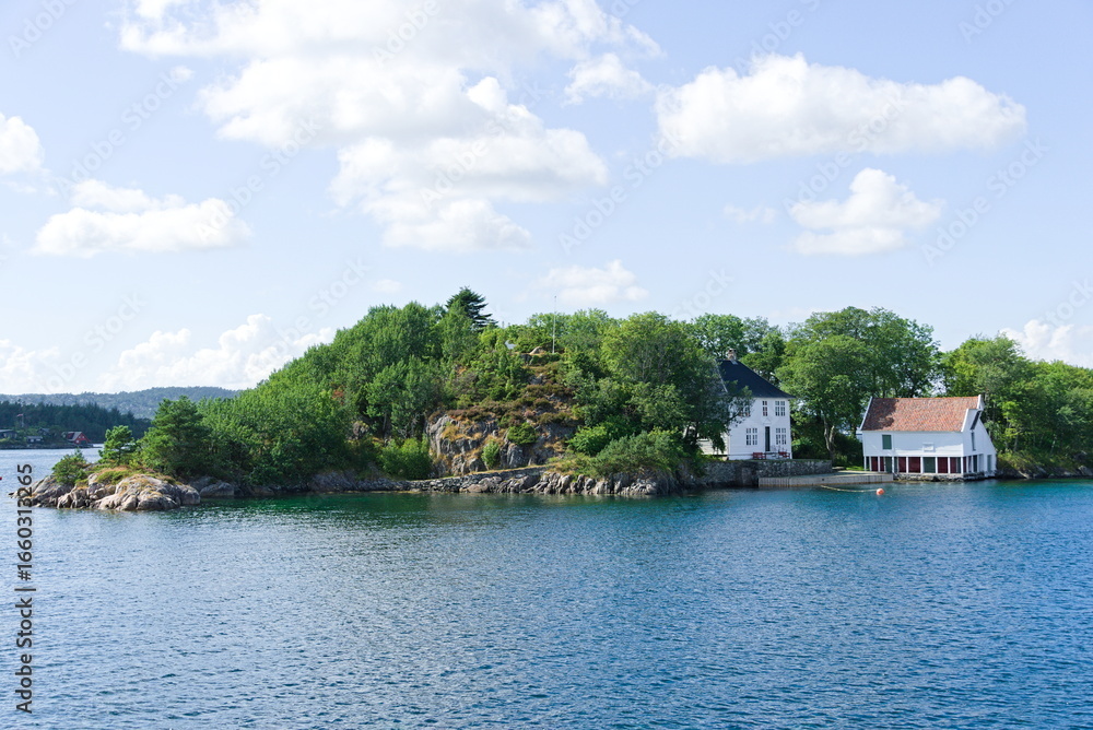 Fototapeta premium Kleine Insel in Bergen in Norwegen
