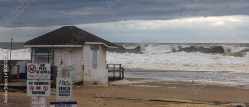 Wallpaper Mural Atlantic Ocean in New Jersey during Hurricane Erin, August 2025 Torontodigital.ca