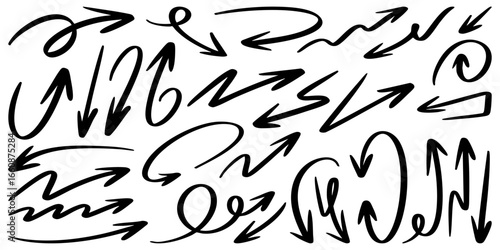 Set of Hand drawn vector arrows doodle on white background. design element vector illustration.