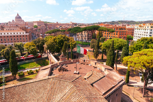 Foto Panoramic view of Vatican City and Rome, with St