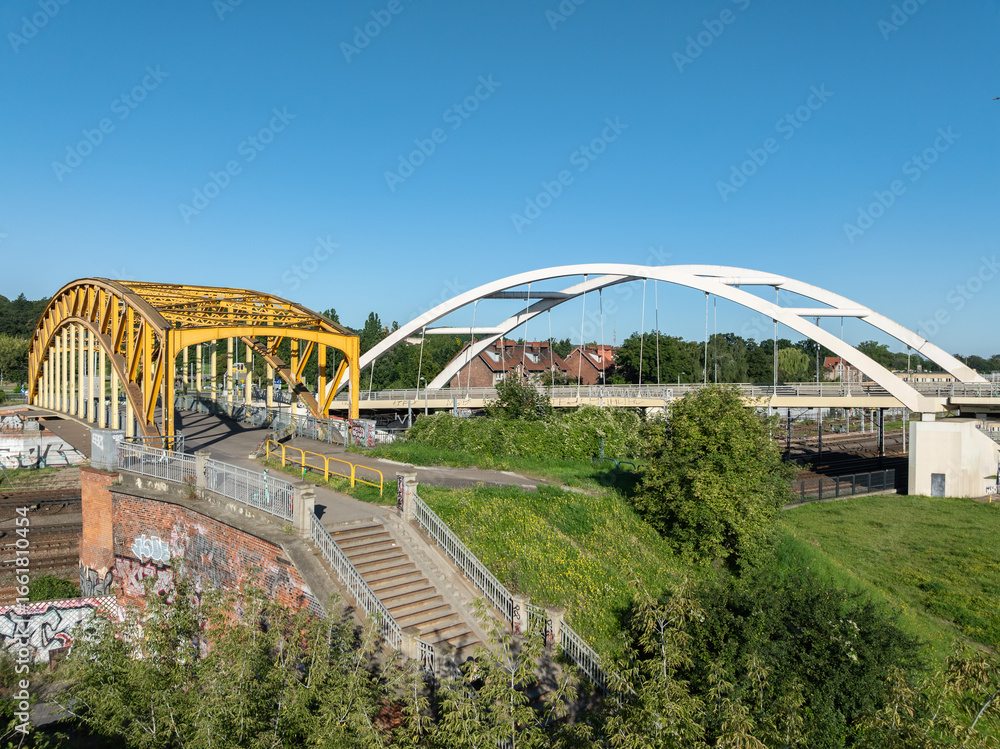Fototapeta premium Old and New Bridges in Gdańsk