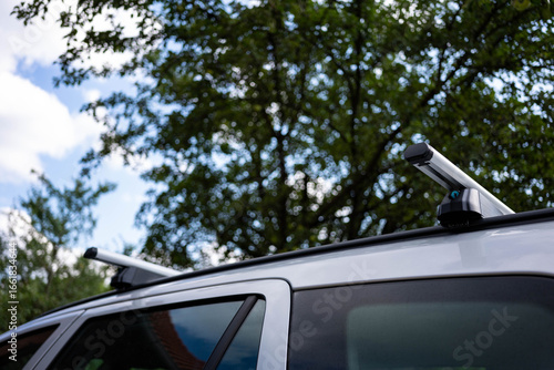 Bild auf Leinwand Aluminium lockable cross bars, roof rack on a station wagon.