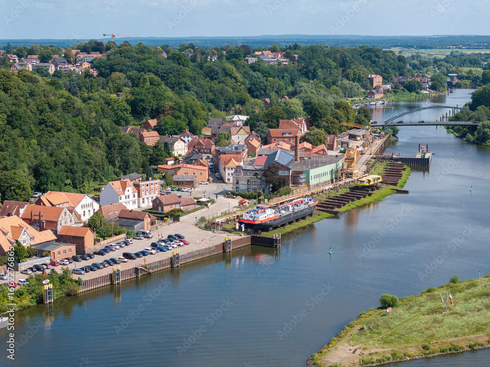 Obraz premium Lauenburg and the Ship elevator Scharnebeck