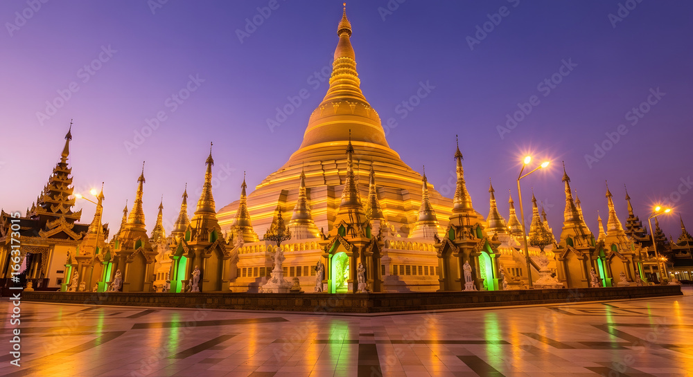 Fototapeta premium Shwedagon Pagoda, Myanmar