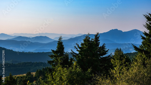 Fototapeta Naklejka Na Ścianę i Meble -  Widok na Małą Fatrę z Wielkiej Raczy