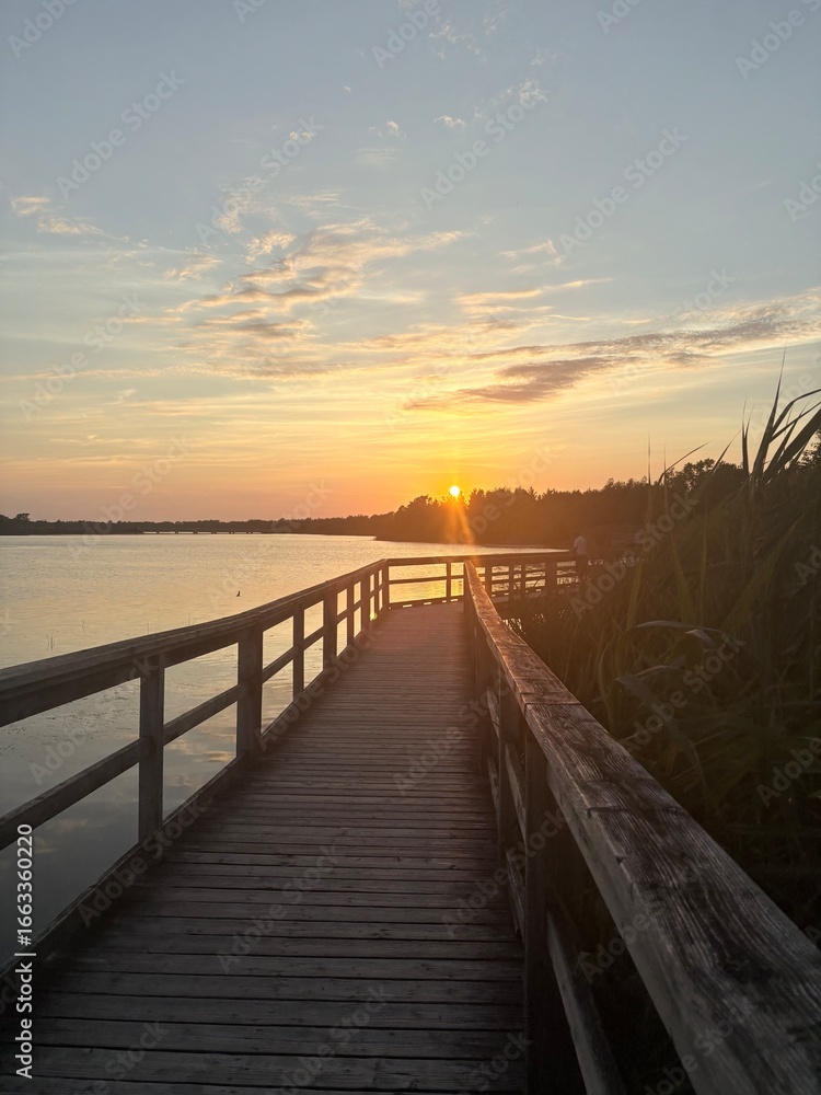 Obraz premium sunset on the beach