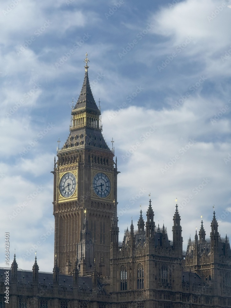 Obraz premium Iconic Big Ben Clock Tower in London