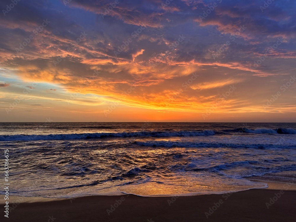 Fototapeta premium sunset at the beach