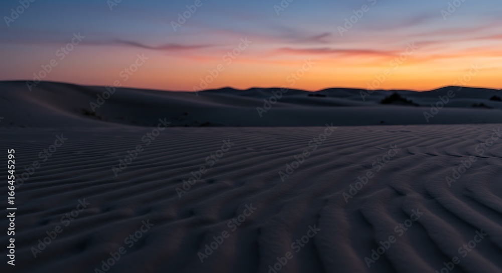 Naklejka premium Desert Twilight: Sands of Silence