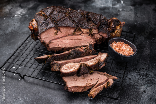 Фотография Roasted Roe Deer leg