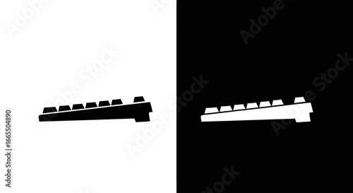 An outline style computer keyboard, a clean and modern icon for technology blogs, IT services, and software development themes.