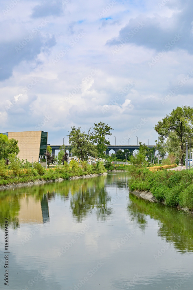 Fototapeta premium Scenery of Chengdu Yushi Wetland Park