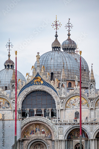 Obraz na plátně Basilique Saint-Marc à Venise