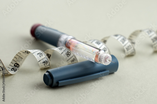 Insulin injection pen with measuring tape for weight loss and diabetes treatment