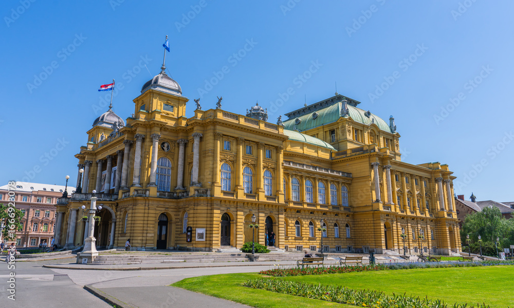 Obraz premium Zagreb, Croatia, 2 may 2025 - Croatian National Theatre in Zagreb (Hrvatsko narodno kazaliste u Zagrebu)