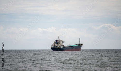 The bulk ship on spot-check