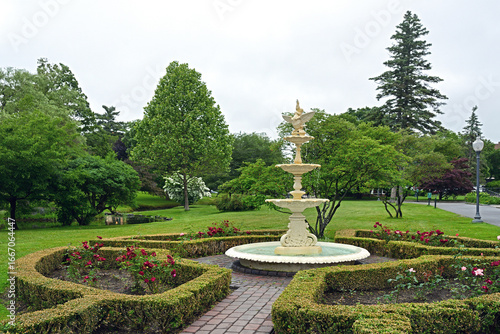 Obraz na plátně Three-tiered Morrissey Fountain in Congress Park