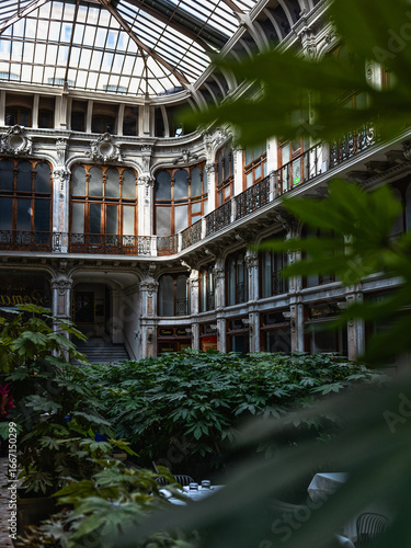 Cours intérieur