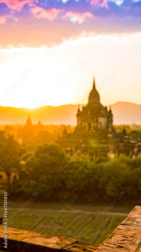 Naklejka premium Sunrise over ancient temples (1)