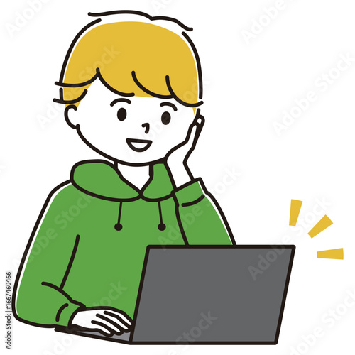 ノートパソコンで動画を視聴する男性　笑顔　