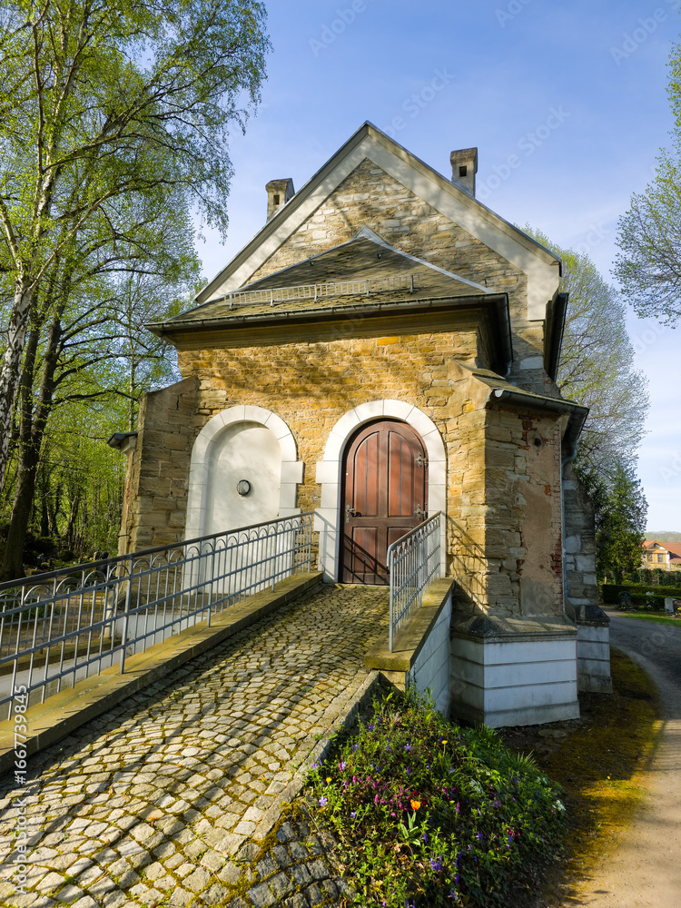 Obraz premium Bestattungshaus in Gera-Langenberg