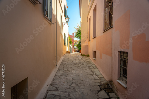 Fototapeta Naklejka Na Ścianę i Meble -  Athens, Greece - Historical streets and houses in town