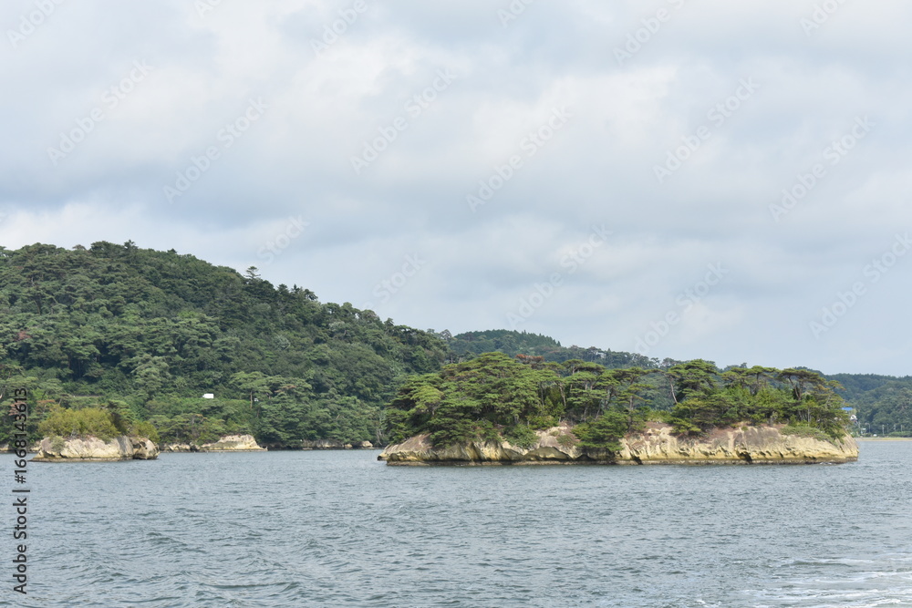 Naklejka premium 日本三景 松島の遊覧船 松島周辺の風景